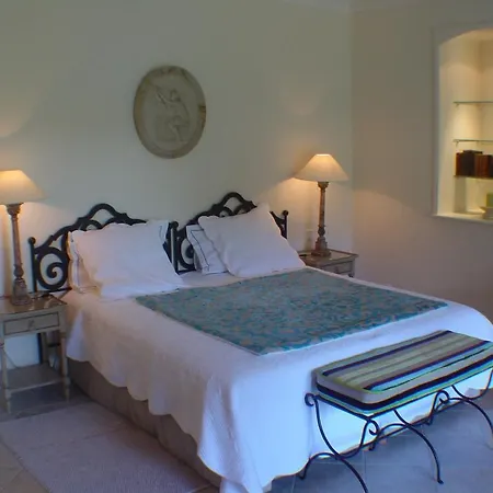 Ξενοδοχείο Morelia 4*