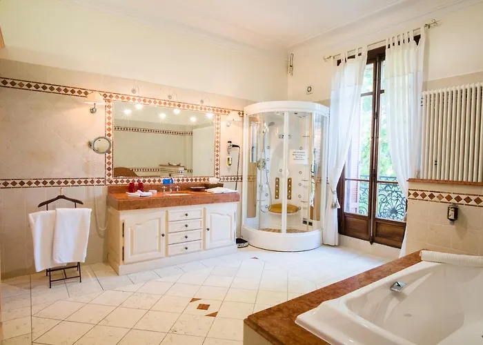 Ξενοδοχείο Morelia 4*